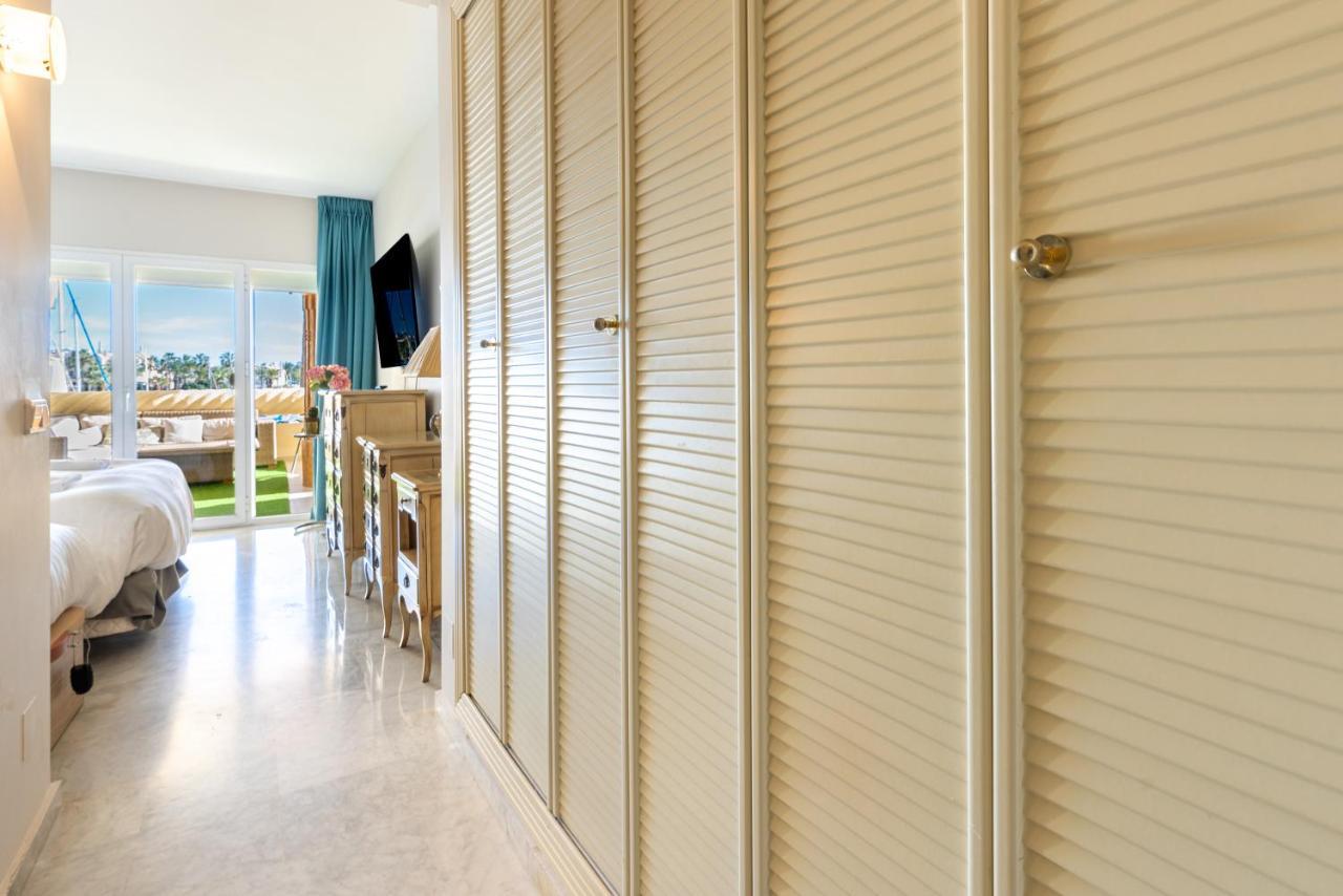 בנאלמדנה Wintowinrentals Luxury And Sea View Inside Puerto Marina מראה חיצוני תמונה