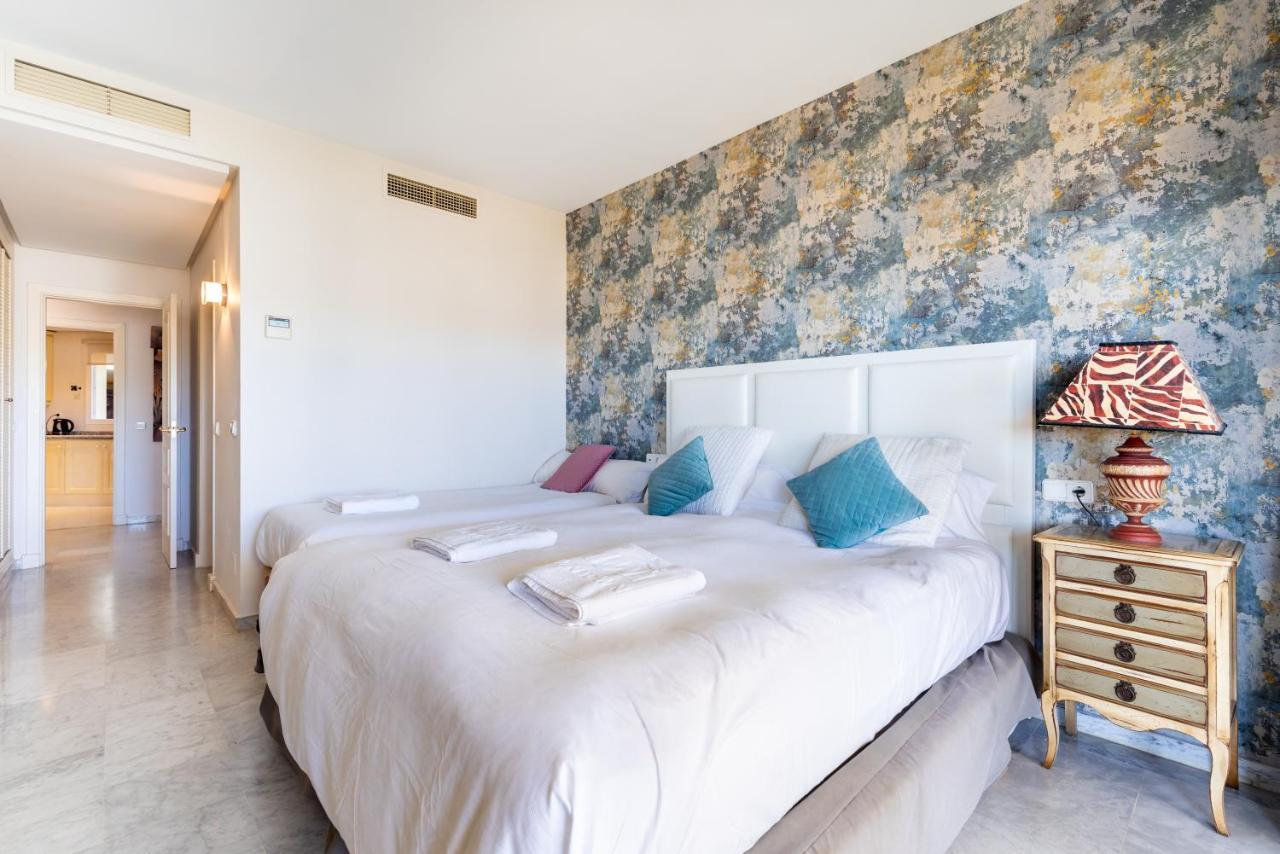 בנאלמדנה Wintowinrentals Luxury And Sea View Inside Puerto Marina מראה חיצוני תמונה