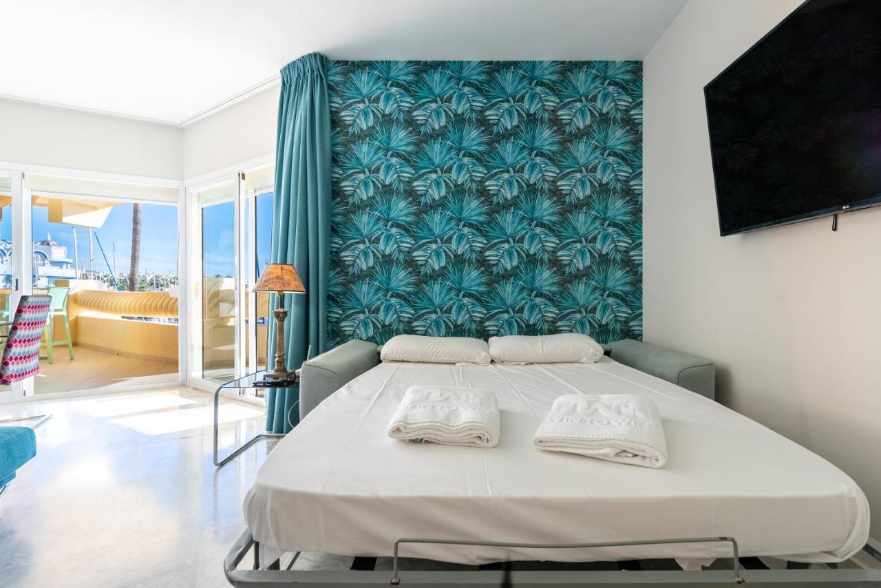 בנאלמדנה Wintowinrentals Luxury And Sea View Inside Puerto Marina מראה חיצוני תמונה