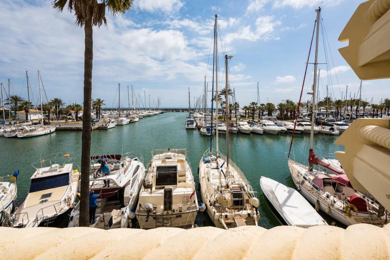 בנאלמדנה Wintowinrentals Luxury And Sea View Inside Puerto Marina מראה חיצוני תמונה