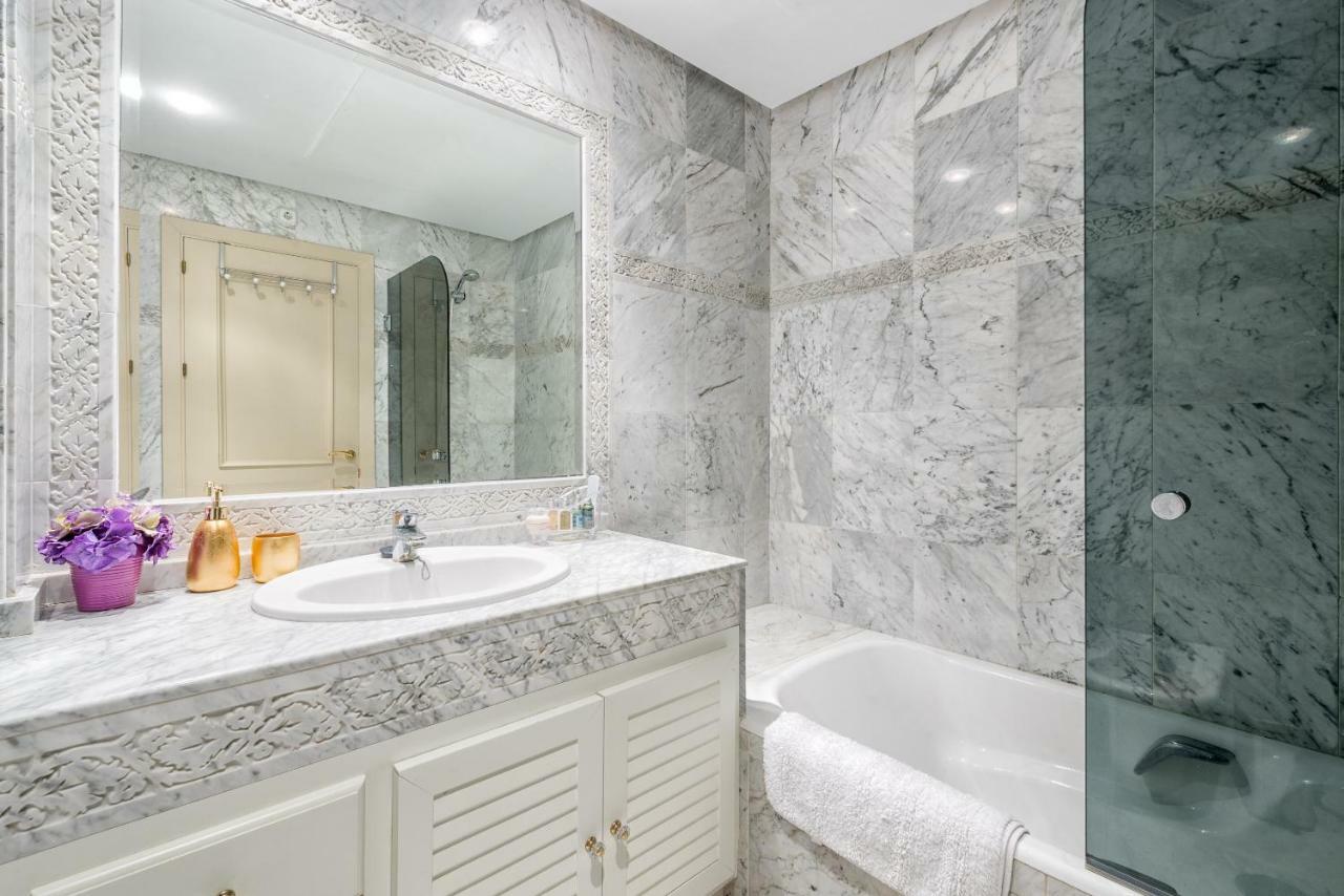 בנאלמדנה Wintowinrentals Luxury And Sea View Inside Puerto Marina מראה חיצוני תמונה