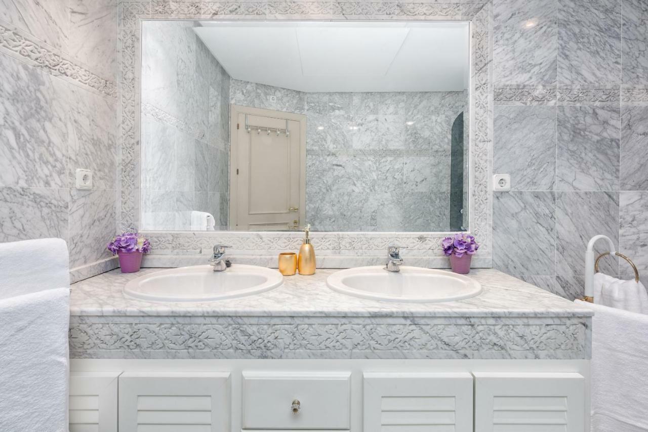 בנאלמדנה Wintowinrentals Luxury And Sea View Inside Puerto Marina מראה חיצוני תמונה