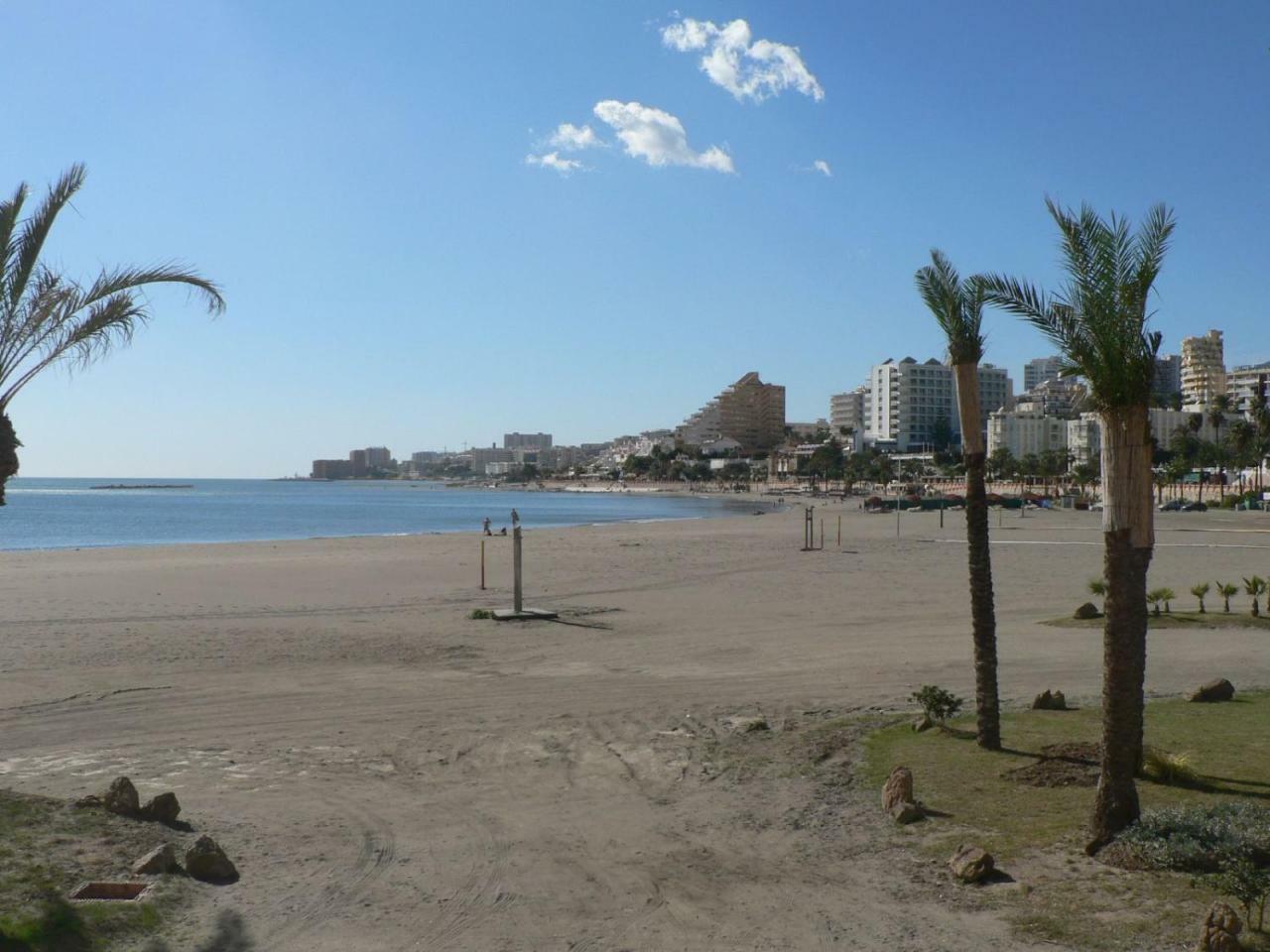 בנאלמדנה Wintowinrentals Luxury And Sea View Inside Puerto Marina מראה חיצוני תמונה